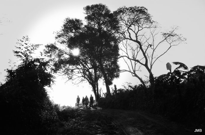 AÑO 1973 - BLANCO Y NEGRO - VIDA CAMPESINA EN PARAGUAY (JOSÉ MARÍA BLANCH)